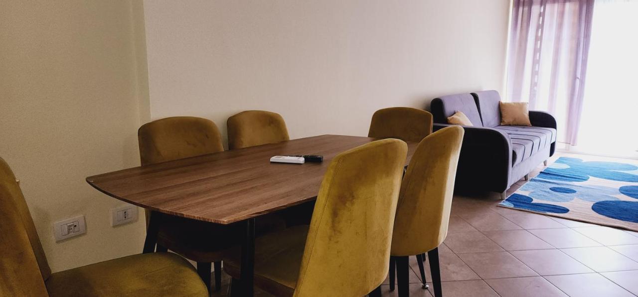 Pleasant Apartment With Free Dedicated Parking In Komuna E Parisit Tiran Dış mekan fotoğraf